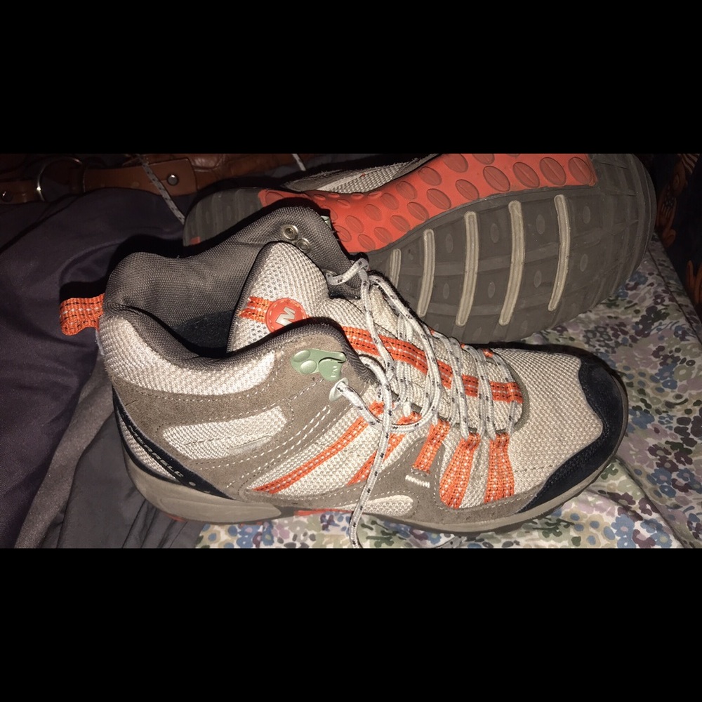 Ladies Merrill Gortex Hiking Boots Size 9